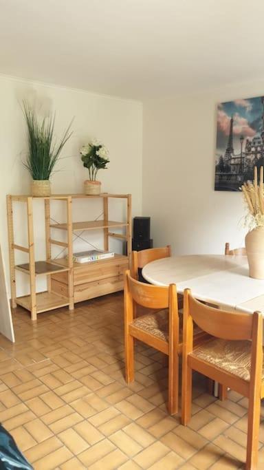 Maison De 102m2 3 *