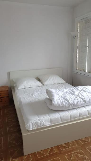 Maison De 102m2 3 Villa *